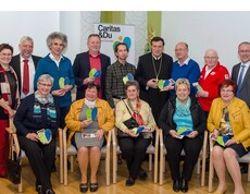 Galaabend Amstetten Pfarrcaritas Gruppenfoto 